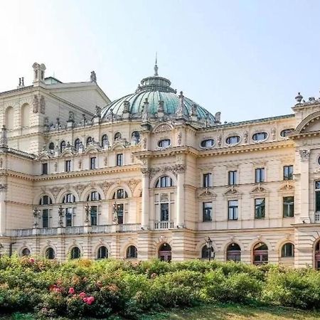 Amen Aparthotel Residence Krakow Exterior photo